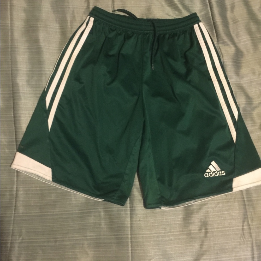 Boys Adidas shorts size Large